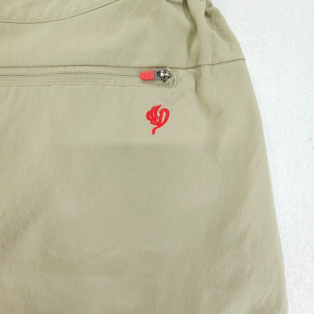 Duck Camp Shorts Mens XXL Khaki Stretch Hiking Outdoor Zip Pockets Elastic Waist